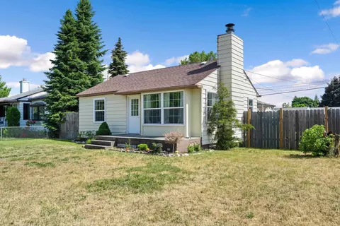 Exterior - 804 E Joseph Ave, Spokane, WA 99208 photo 3 of 8