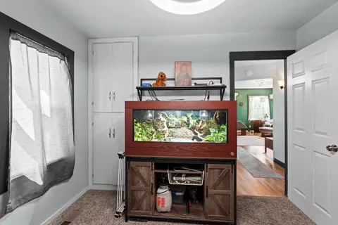 Entry Way - 804 E Joseph Ave, Spokane, WA 99208 photo 2 of 2