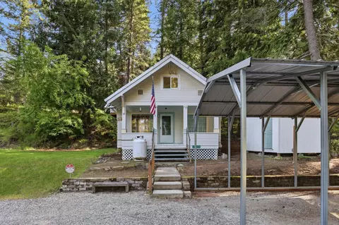 14354 N Meadow Ln, Newman Lake, WA 99025