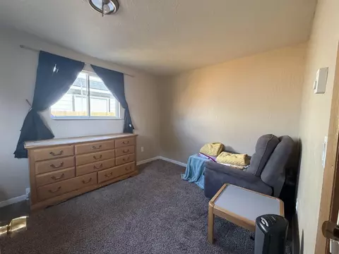 Bedroom - 915 Everett Ave, Spokane, WA 99207 photo 2 of 3