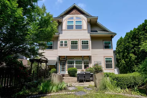 Exterior - 2424 E 9th Ave, Spokane, WA 99202 photo 8 of 13