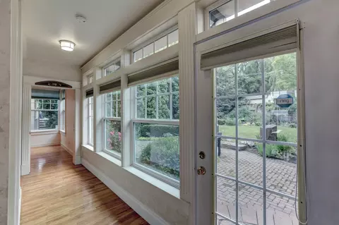 Entry Way - 2424 E 9th Ave, Spokane, WA 99202 photo 1 of 5