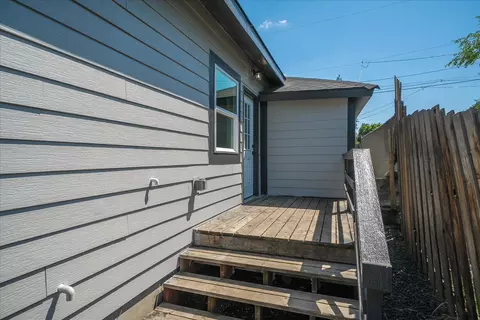 Exterior - 7312 E 4th Ave, Spokane Valley, WA 99212 photo 3 of 8