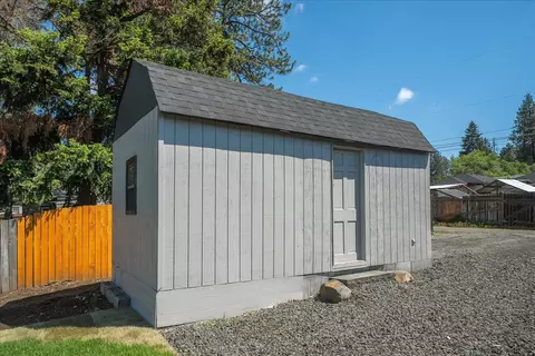 Exterior - 7312 E 4th Ave, Spokane Valley, WA 99212 photo 6 of 8