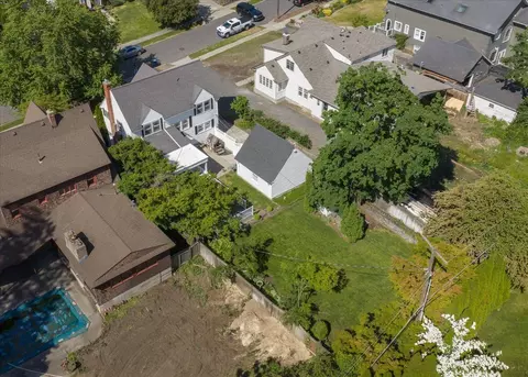 View/Area - 1024 E Overbluff Rd, Spokane, WA 99203 photo 1 of 1
