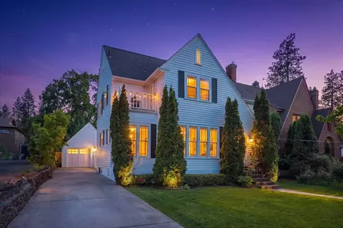 1024 E Overbluff Rd, Spokane, WA 99203