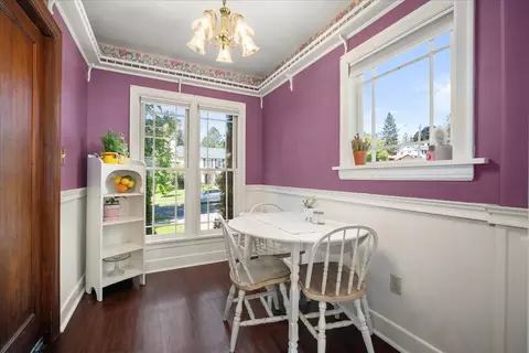 Dining - 1024 E Overbluff Rd, Spokane, WA 99203 photo 3 of 3