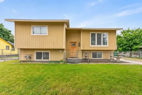 14015 E Broadway Ave, Spokane, WA 99216