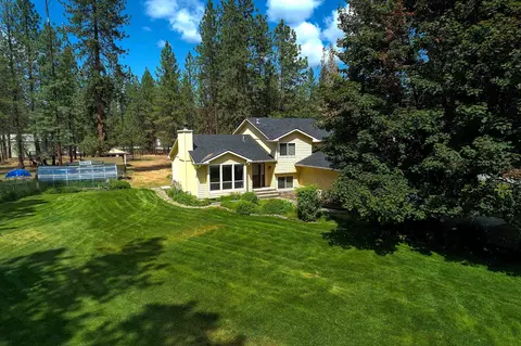 16829 N Wylie Dr, Nine Mile Falls, WA 99026