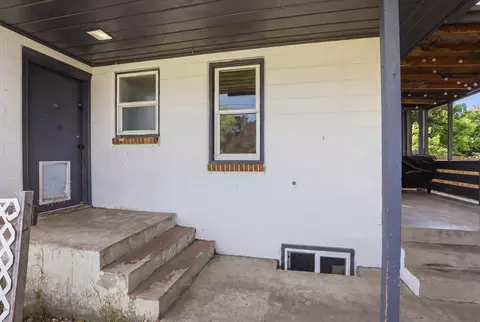 Exterior - 13019 E 8th Ave, Spokane Valley, WA 99216 photo 5 of 8