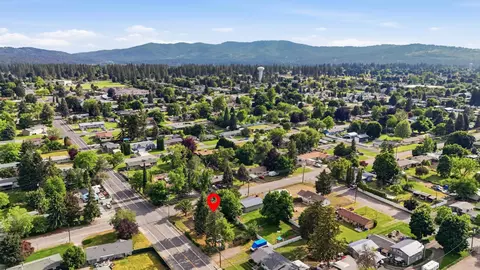 View/Area - 13019 E 8th Ave, Spokane Valley, WA 99216 photo 6 of 9