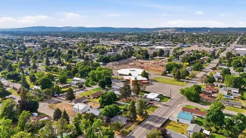 View/Area - 13019 E 8th Ave, Spokane Valley, WA 99216 photo 5 of 9