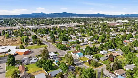 View/Area - 13019 E 8th Ave, Spokane Valley, WA 99216 photo 3 of 9