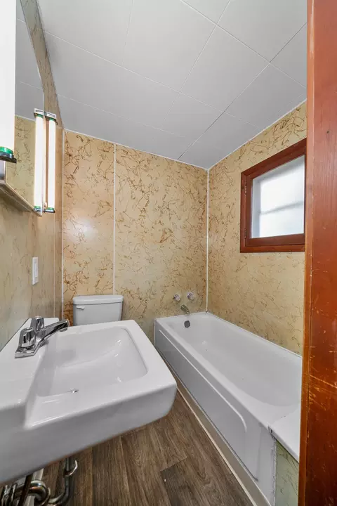 Bath - 11216 E 4th Ave, Spokane Valley, WA 99206 photo 1 of 1