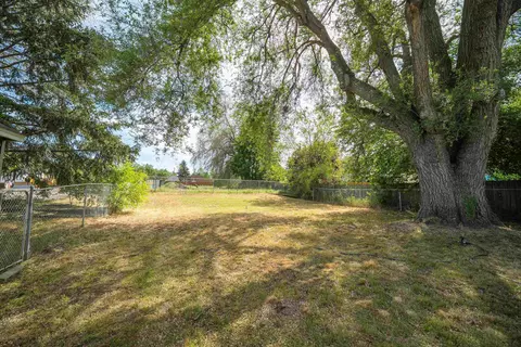 Exterior - 11216 E 4th Ave, Spokane Valley, WA 99206 photo 2 of 3