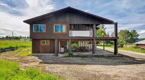 6225 W Grove View Ln, Deer Park, WA 99006