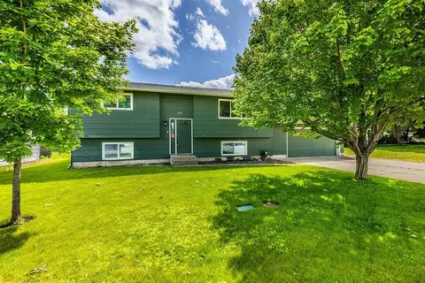 1109 S Union Rd, Spokane, WA 99206