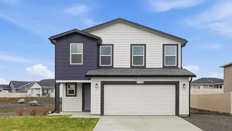 1013 E K St, Deer Park, WA 99006