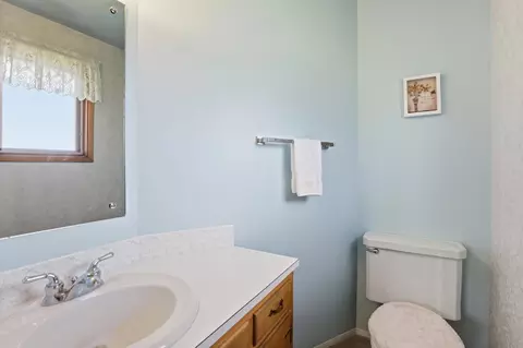 Bath - 10015 E 18th Ave, Spokane Valley, WA 99206 photo 2 of 2