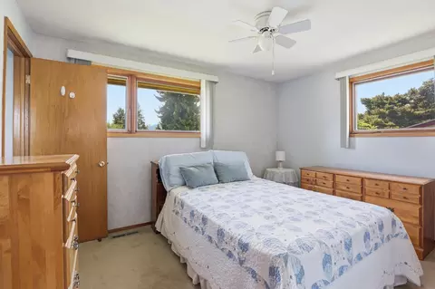 Bedroom - 10015 E 18th Ave, Spokane Valley, WA 99206 photo 2 of 2