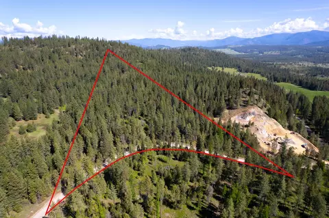 3436 W Jumpoff Rd, Valley, WA 99181