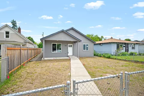 820 E Crown Ave, Spokane, WA 99207