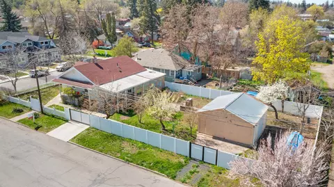 View/Area - 2227 E 4th Ave, Spokane, WA 99202 photo 1 of 1