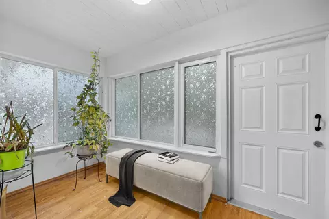 Entry Way - 2227 E 4th Ave, Spokane, WA 99202 photo 1 of 2