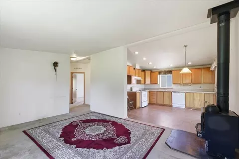 15212 Eistrup Rd, Elk, WA 99009 photo 8