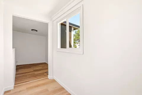 Entry Way - 1411 E 2nd Ave, Spokane, WA 99202 photo 3 of 3