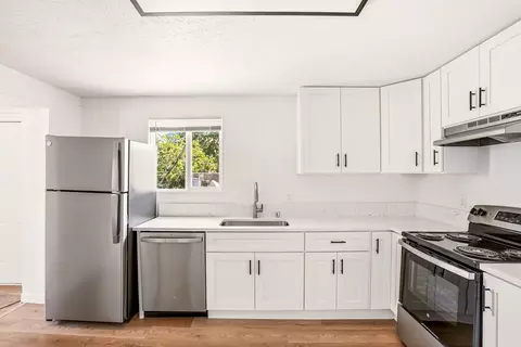 Kitchen - 1411 E 2nd Ave, Spokane, WA 99202 photo 3 of 3