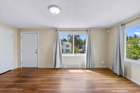 Living - 527 E 8th Ave, Spokane, WA 99202 photo 2 of 5