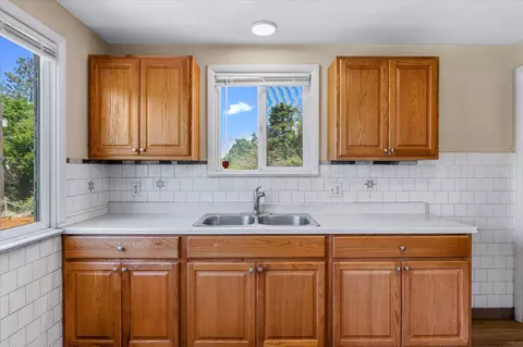 Kitchen - 527 E 8th Ave, Spokane, WA 99202 photo 4 of 4