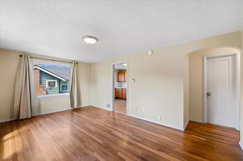 Living - 527 E 8th Ave, Spokane, WA 99202 photo 3 of 5