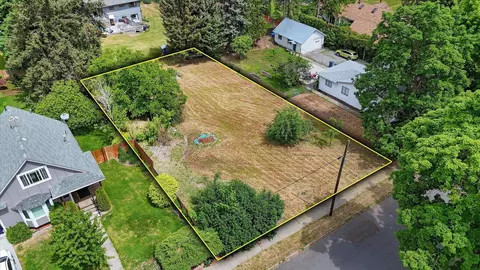 2013 E 14th Ave, Spokane, WA 99202 photo 4