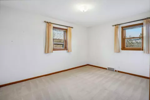 Bedroom - 319 E 3rd Ave, Lind, WA 99341 photo 1 of 7