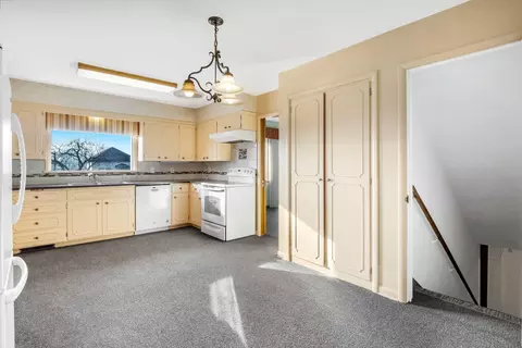 Kitchen - 319 E 3rd Ave, Lind, WA 99341 photo 3 of 4