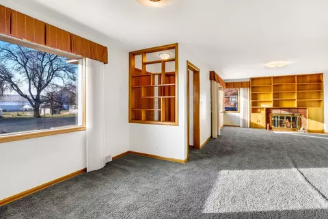 Living - 319 E 3rd Ave, Lind, WA 99341 photo 5 of 5