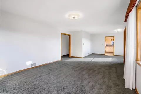 Living - 319 E 3rd Ave, Lind, WA 99341 photo 4 of 5
