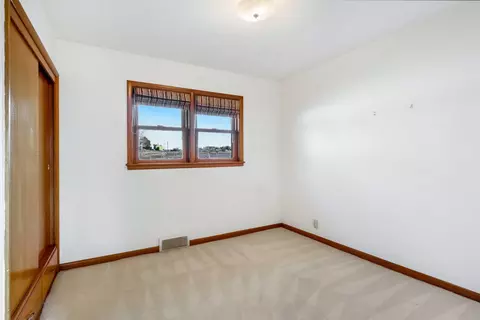 Bedroom - 319 E 3rd Ave, Lind, WA 99341 photo 3 of 7