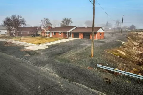 Other - 319 E 3rd Ave, Lind, WA 99341 photo 2 of 19