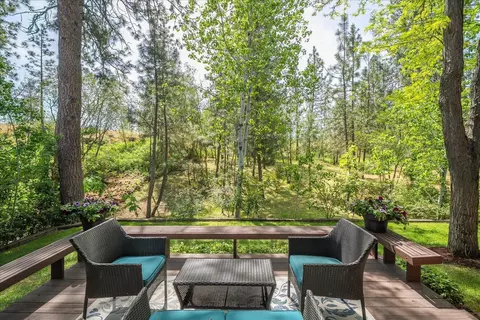 Exterior - 2018 E 30th Ave, Spokane, WA 99203 photo 4 of 10