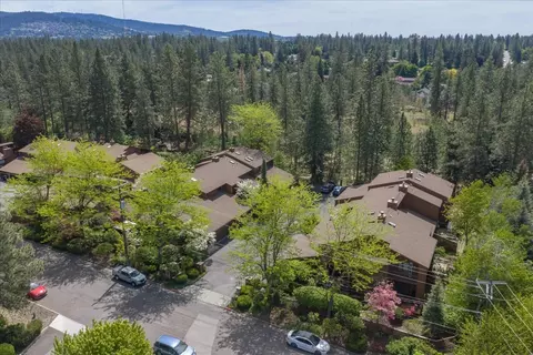 View/Area - 2018 E 30th Ave, Spokane, WA 99203 photo 1 of 6