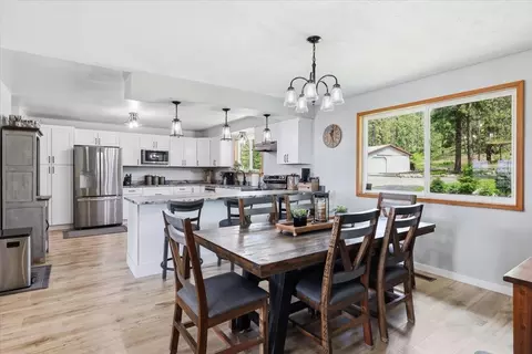 Dining - 15009 E Cooper Rd, Mead, WA 99021 photo 2 of 2