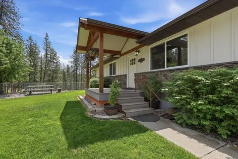 Exterior - 15009 E Cooper Rd, Mead, WA 99021 photo 3 of 15