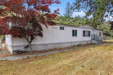 31884 E Phillips Ln, Davenport, WA 99122