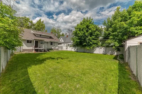 Exterior - 524 E Baldwin Ave, Spokane, WA 99207 photo 9 of 11