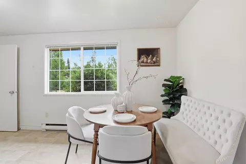 Dining - 13311 E Guthrie Dr, Spokane Valley, WA 99216 photo 1 of 2