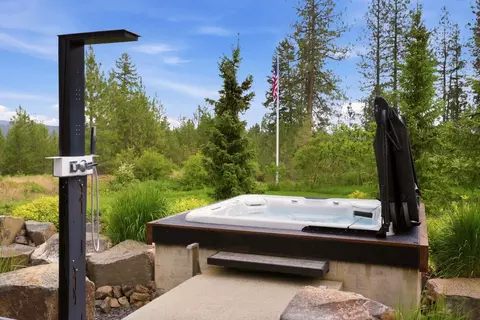 Exterior - 1615 E Chattaroy Rd, Colbert, WA 99005 photo 4 of 14