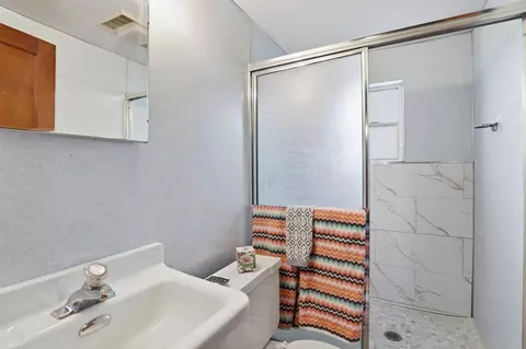 Bath - 3109 E 14th Ave, Spokane, WA 99202 photo 2 of 2